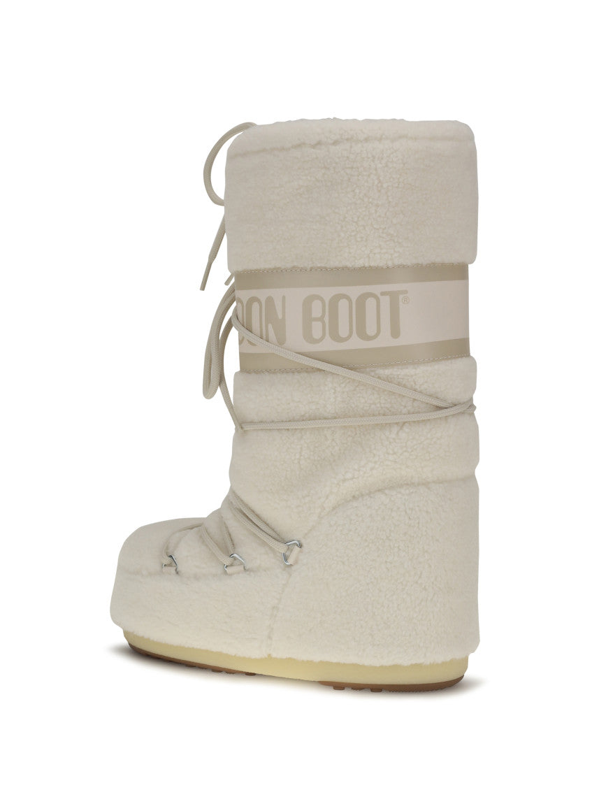 Off White Logo Boots 3