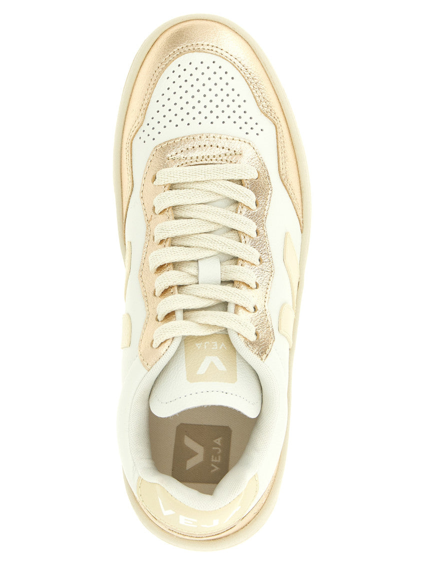 White Logo Sneakers 4