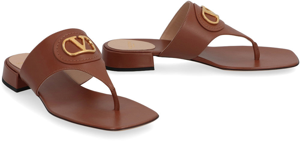 Brown Solid VLogo Sandals 3