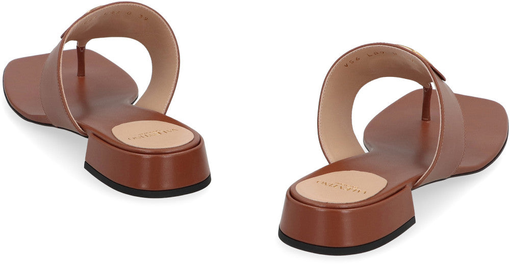 Brown Solid VLogo Sandals 4
