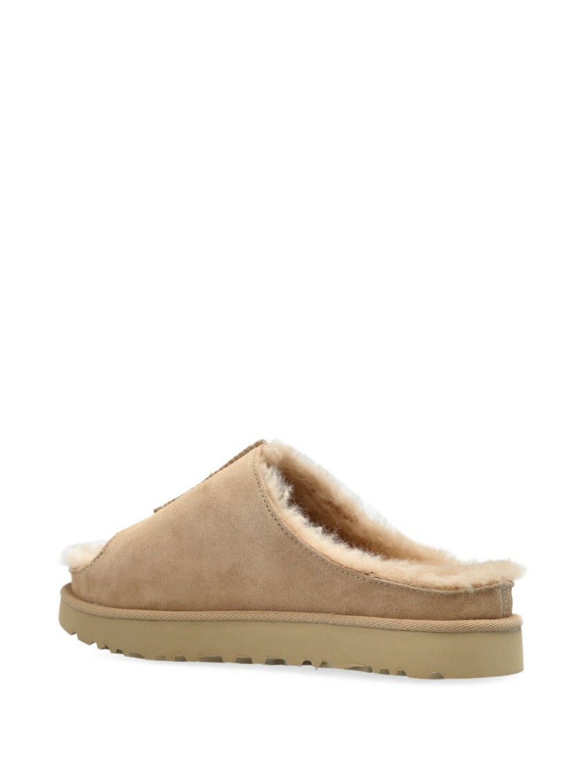 Beige Solid Greenport Slides 2