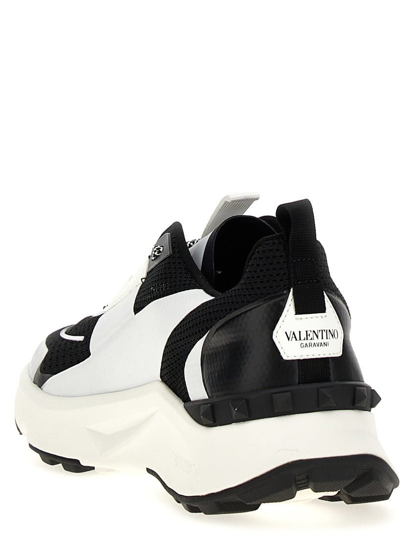 Black White Low Top Sneakers 3