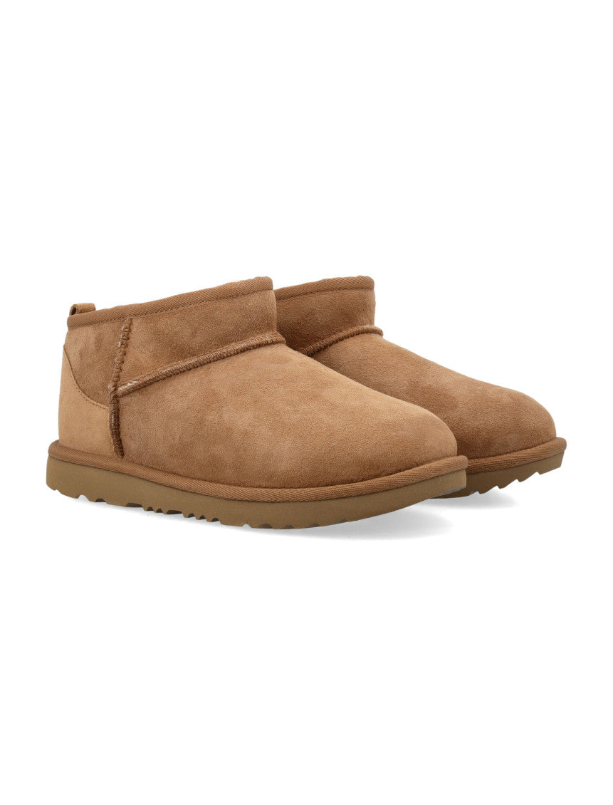 Girls Brown Classic Mini Boots 2