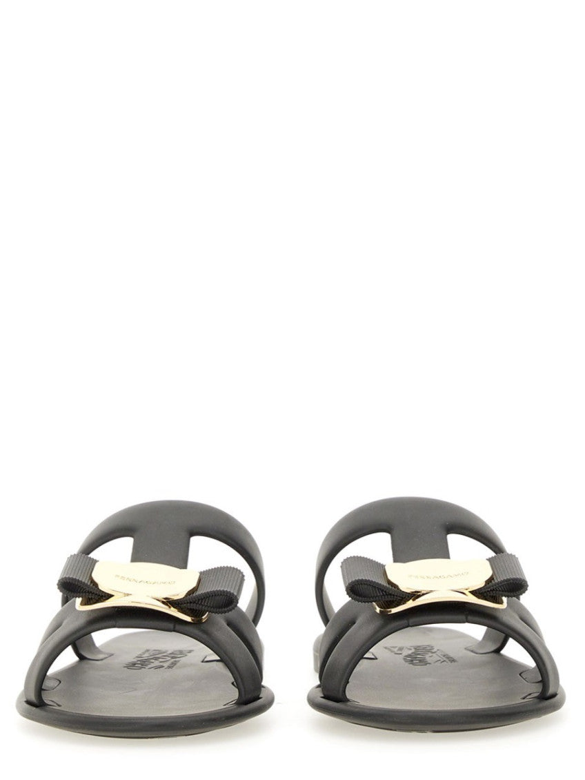 Black Solid New Vara Sandals 3