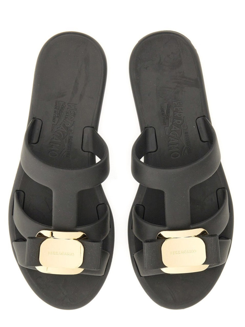 Black Solid New Vara Sandals 5