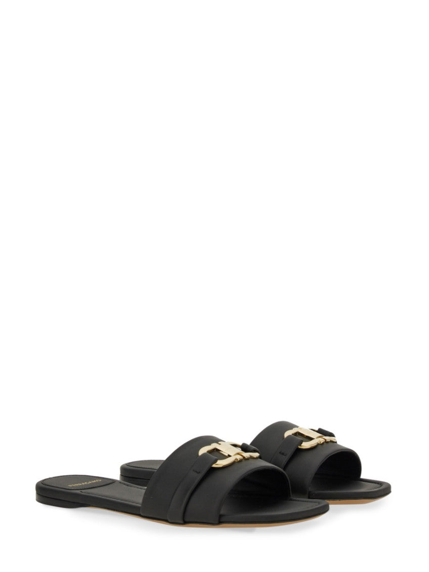 Black Solid Slide Sandals 3