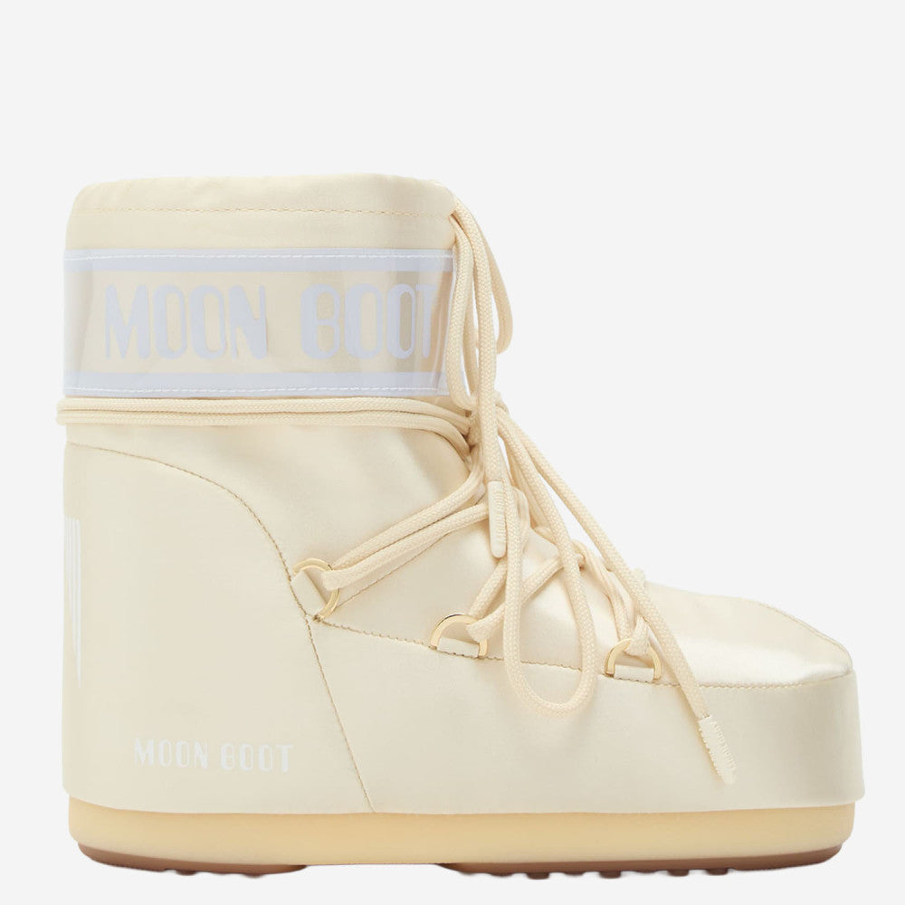 Off White Logo Boots 1