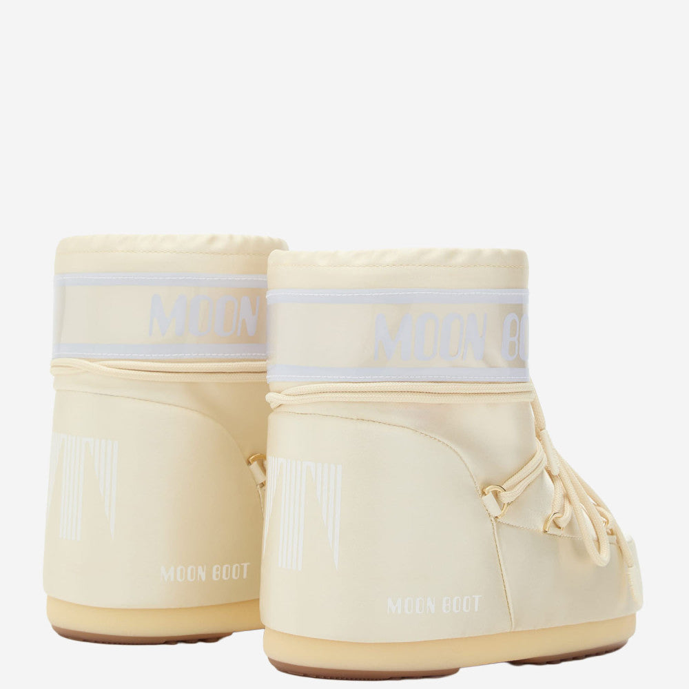 Off White Logo Boots 3