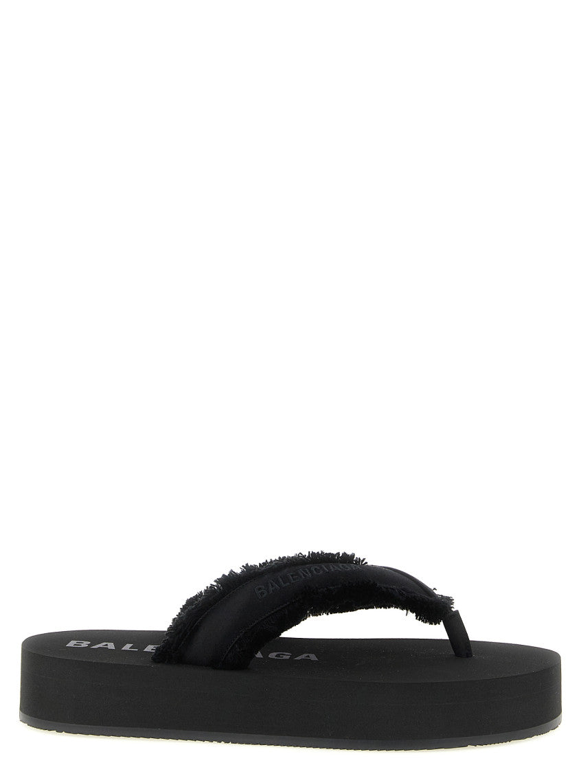 Black Slip-on Slippers 1