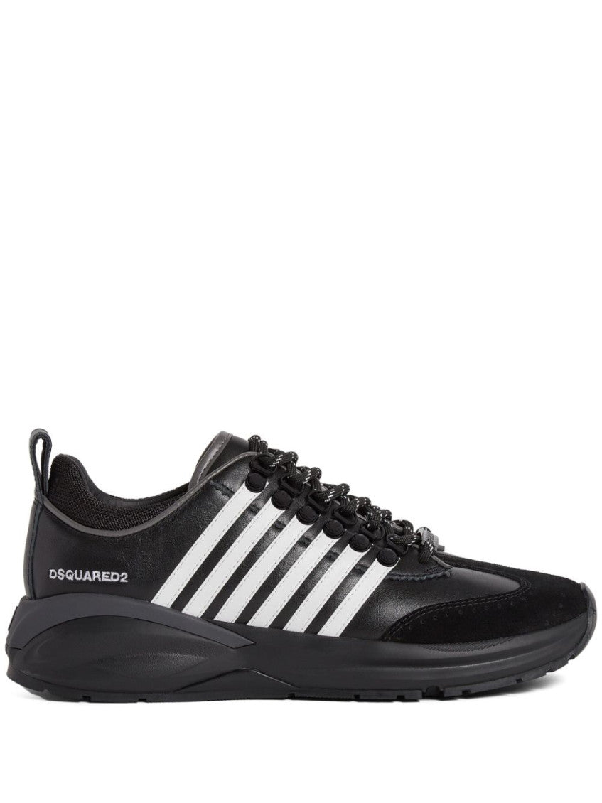 Black Low Top Sneakers 1