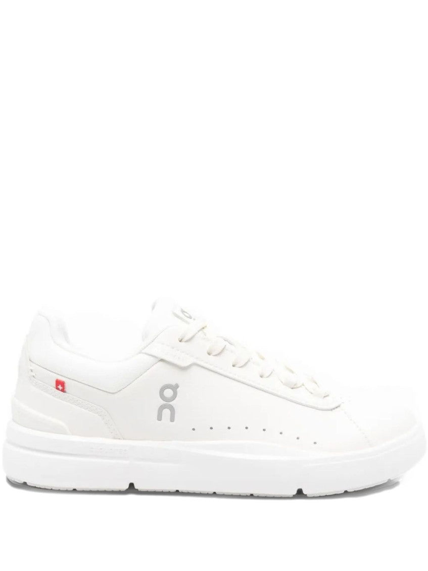 White Logo Sneakers 1