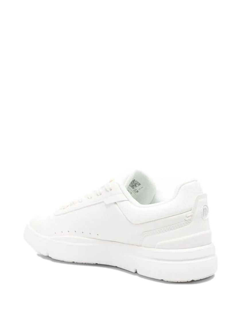 White Logo Sneakers 3
