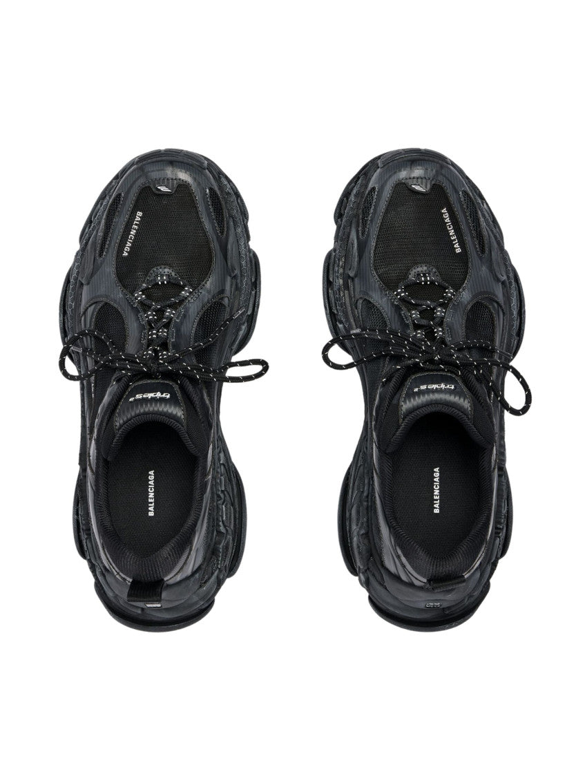 Black Low Top Sneakers 4