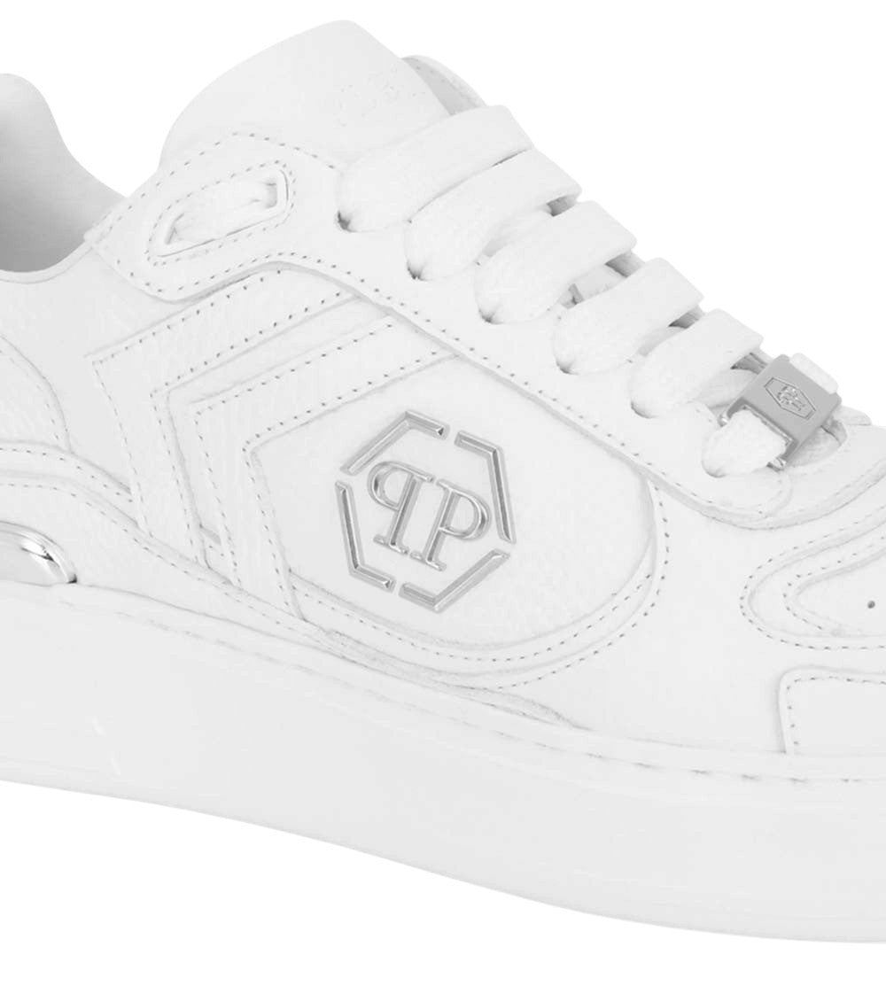 White Logo Sneakers 2