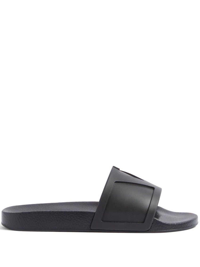 Black Pool Slides 1