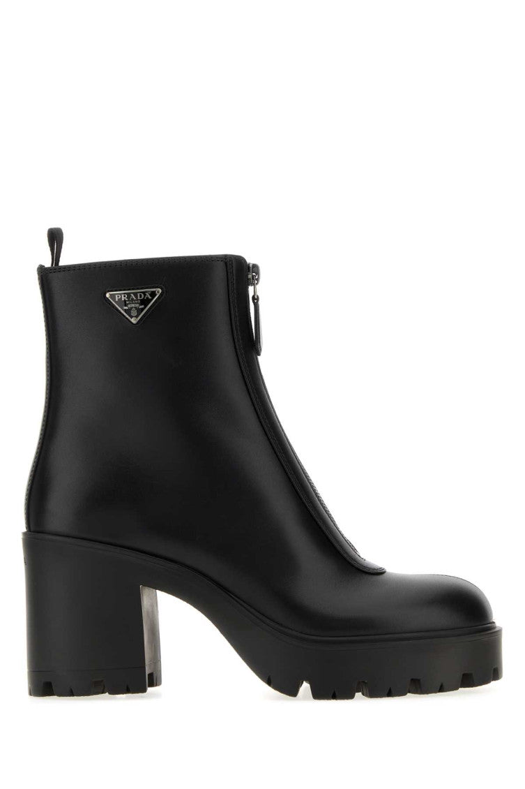 Black Zipper Boots 1