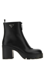 Black Zipper Boots 1