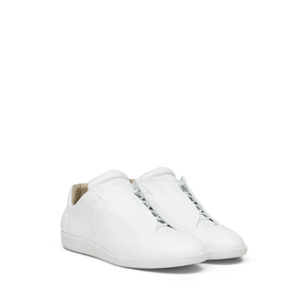 White Classic Sneakers 2