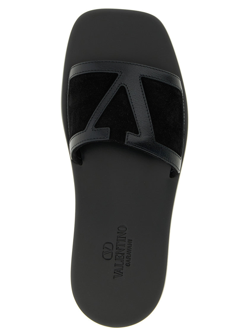 Black Logo Slides 4
