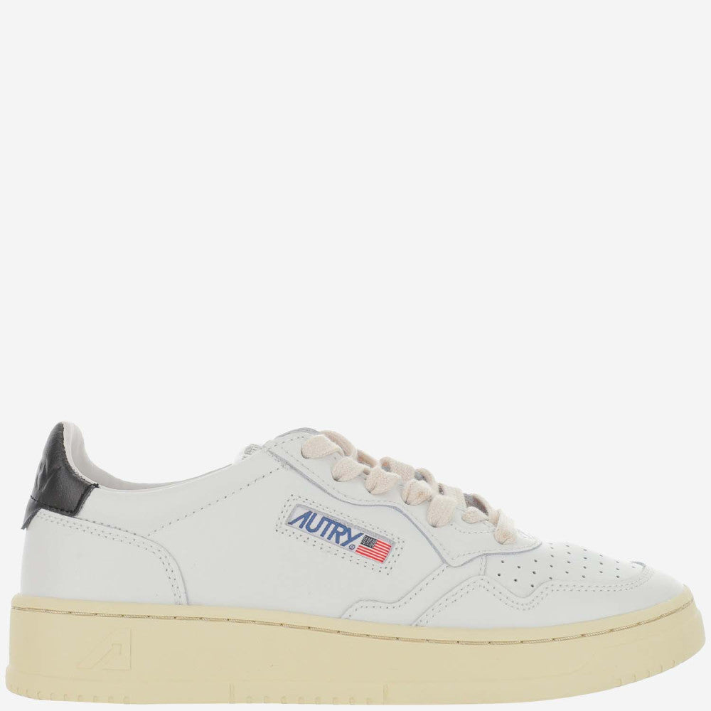 White Round Toe Sneakers 1