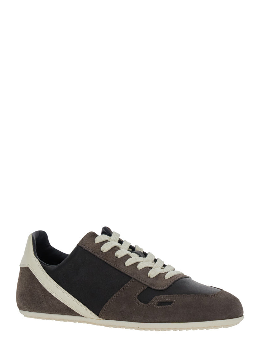 Black Low-Top Sneakers 2