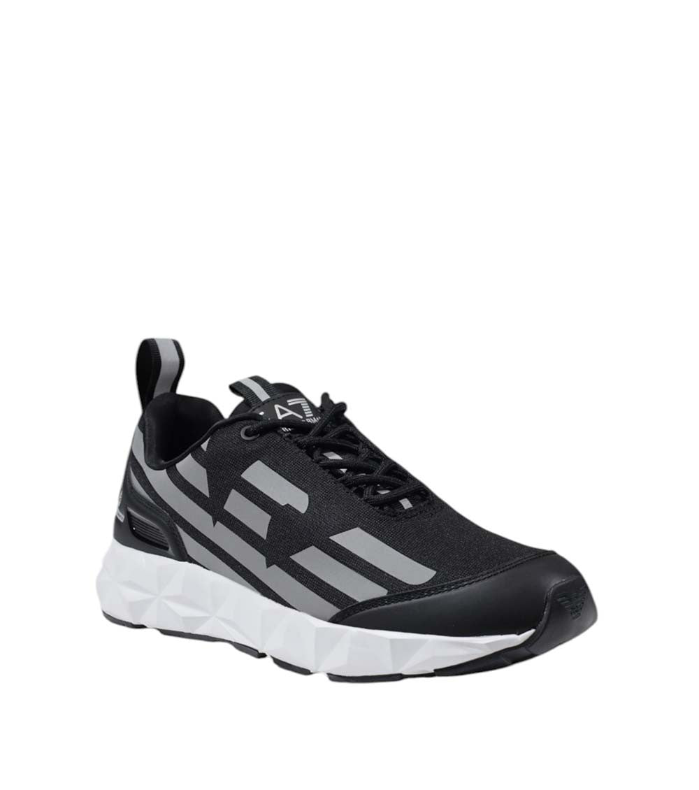 Black Low Top Sneakers 2