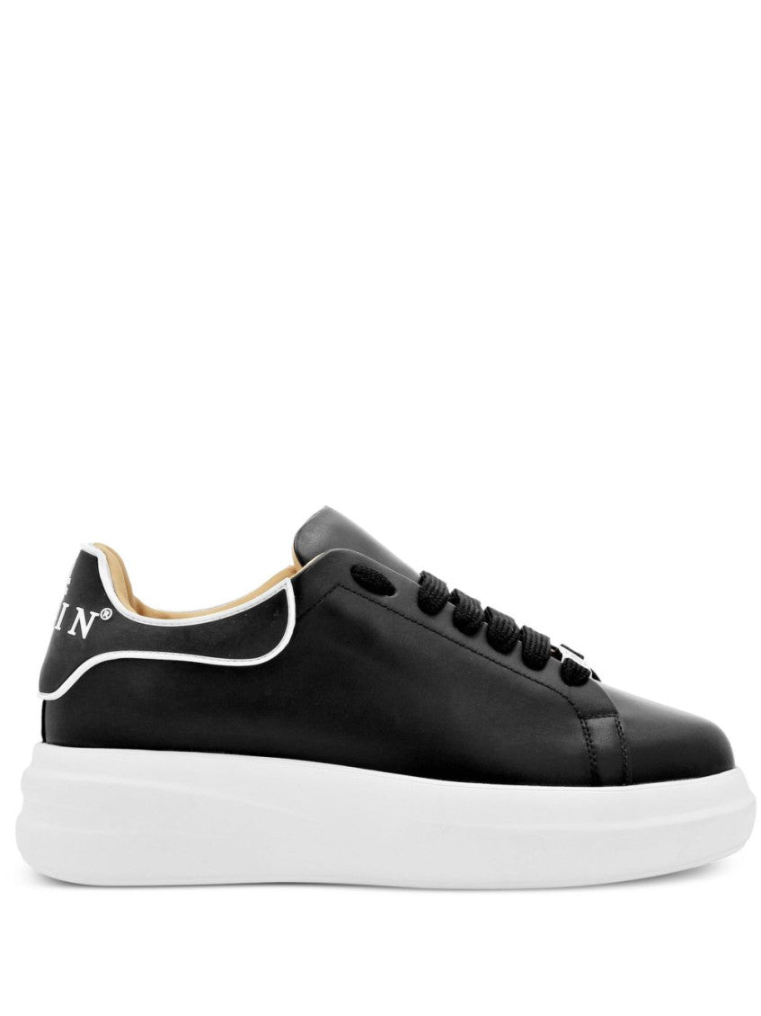 Black Low-Top Sneakers 1