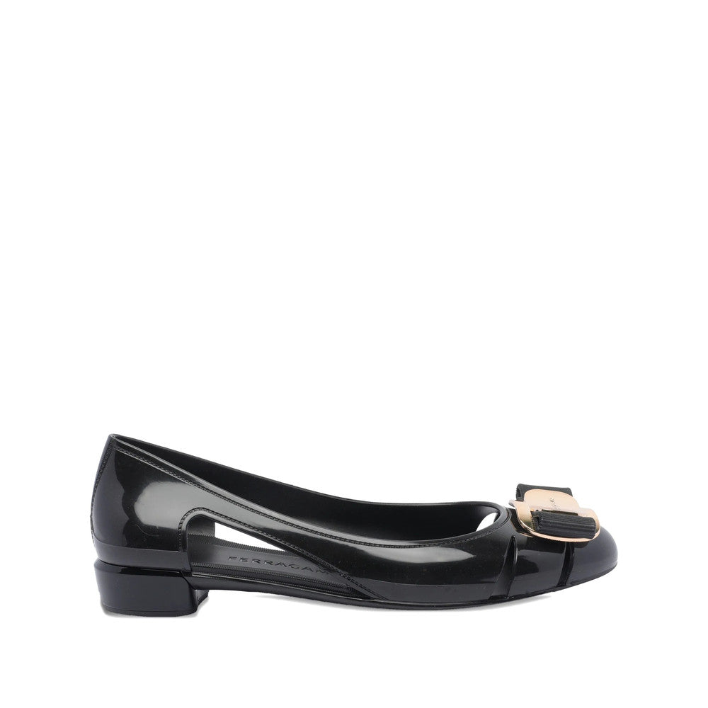 Black Vara Pumps 1