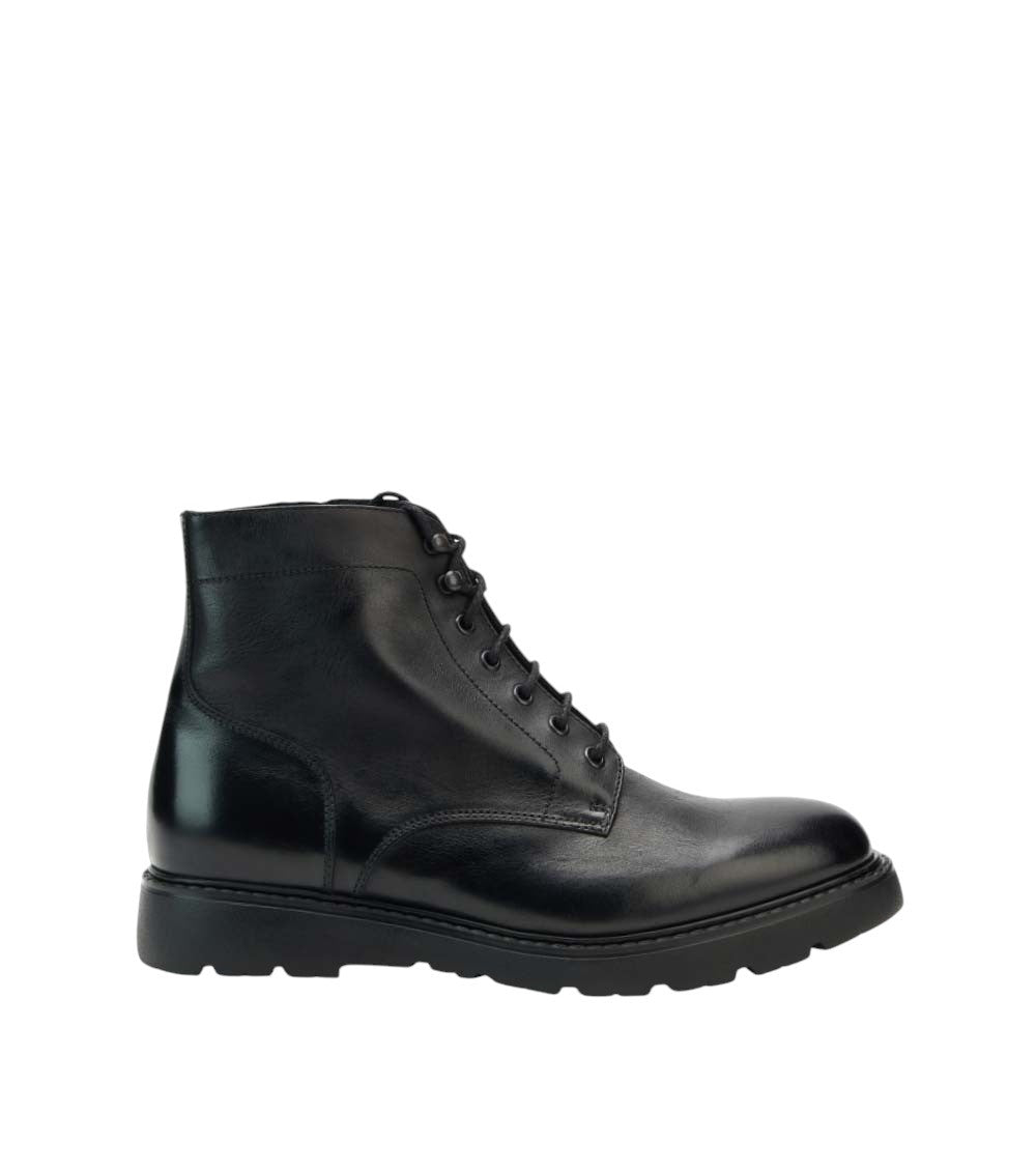 Black Leather Boots 2