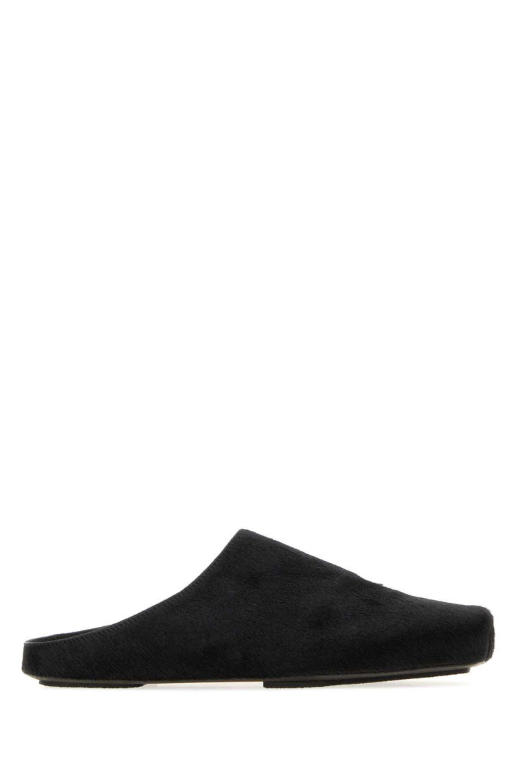 Black Slip-on Slippers 1