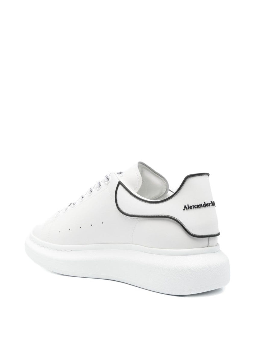 White Logo Sneakers 2