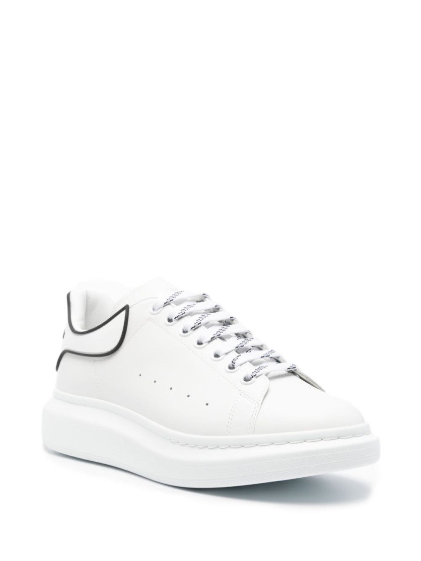 White Logo Sneakers 4